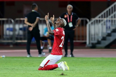 'Wonderful start' for Talisca in China as debut hat-trick lifts Evergrande