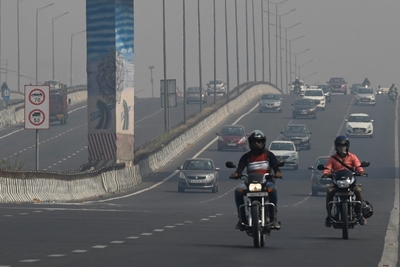 India's capital chokes on 'severe' smog as farm fires soar