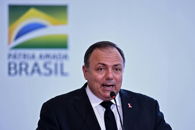 Virus-hit Brazil health minister leaves hospital 