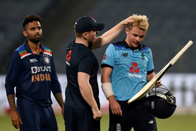 India edge England despite Curran heroics to seal ODI series