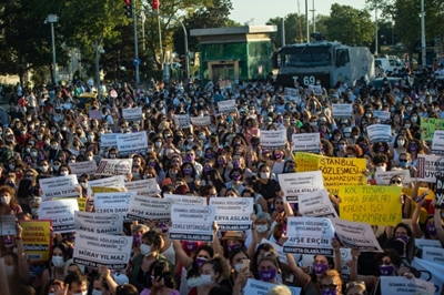 Turkey debates dropping landmark women's treaty 