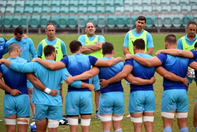 New Zealand shuffle forward pack, Argentina change 10