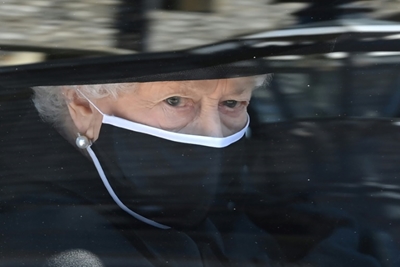 Queen re-emerges to outline UK govt's new agenda