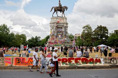 Richmond removing Confederate statues, Mississippi retires state flag