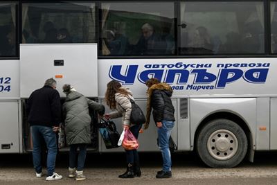 Foreign shoppers swarm Turkey after lira crash