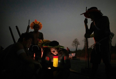 Brazil indigenous protesters defy court, resume roadblock