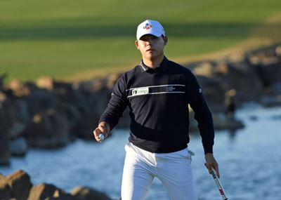 Late birdies lift Kim Si-woo to US PGA Tour win California desert