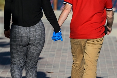 Love during lockdown: Singles in US reinvent dating