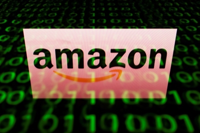 Amazon considering opening 3,000 cashierless stores