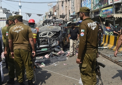 Blast at popular Pakistani shrine kills at least five people, wounds 24