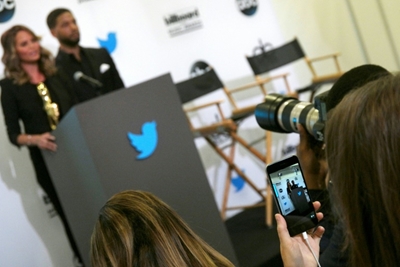 Twitter dropping Periscope mobile app for live streams