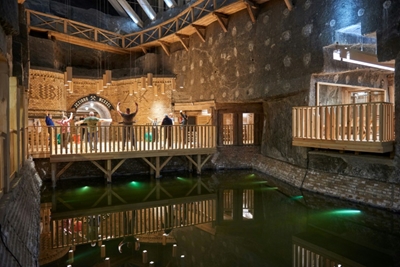 Salt therapy and a dose of fun help Poles fight long Covid