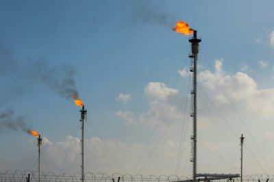 Foreigners evacuated from Iraq gas field after protests: sources