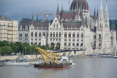 Desperate search after Budapest boat tragedy enters third day