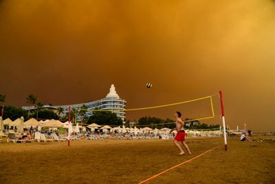 Forest fires rage near Turkish resorts, killing four