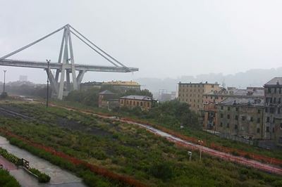 Italy motorway bridge collapses