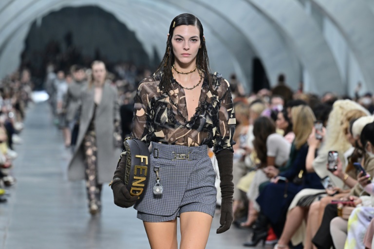 A Complete Breakdown of Every Fashion Month Show Opened and/or Closed by a  Hadid - Fashionista