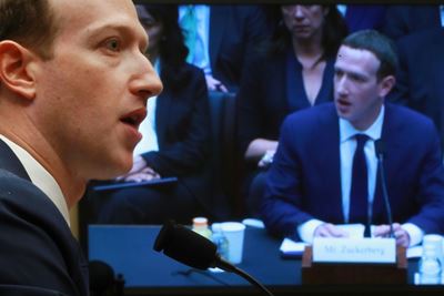Privacy fears weigh on Facebook with earnings ahead