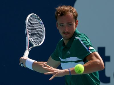 Top-seeded Medvedev toils into Miami Open fourth round