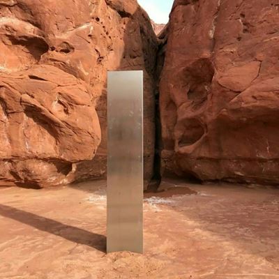 Mysterious 'obelisk' in US desert draws wild theories