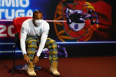 Hamilton ready to join sports social media boycott, F1 not committed