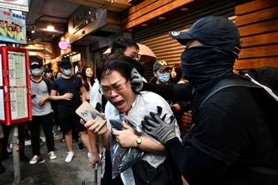 Hong Kong violence prompts debate but no division among protesters