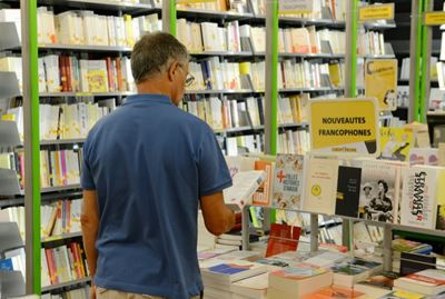 Paris Latin Quarter booksellers feel the squeeze
