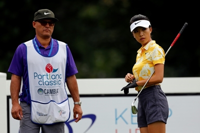 LPGA players permitted to carry their own bags: report