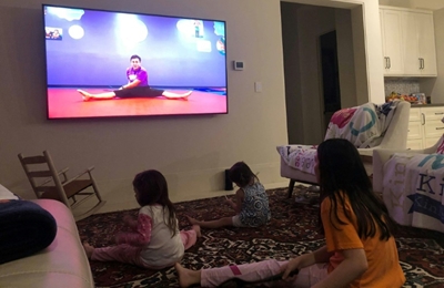 US kids stuck at home embrace online exercise classes