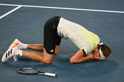 Zverev routs Khachanov to win Olympic tennis gold