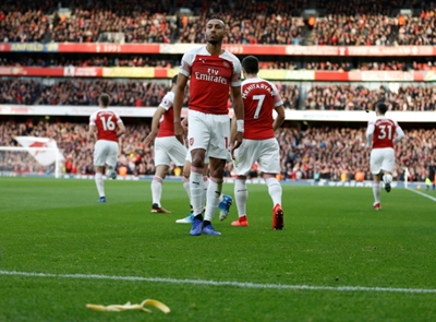 Banana-throwing Spurs fan will not face racism charge