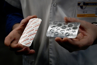 US govt experts warn against virus drug combo promoted by Trump