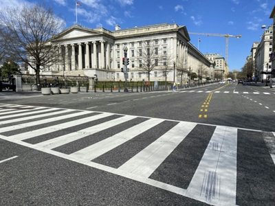 US Treasury to borrow record $2.999 trillion in Q2