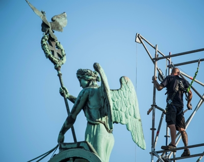 Germany to ease immigration rules to fight worker shortage