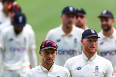 Root says beaten England must not feel sorry for themselves