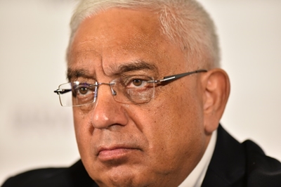 SA Rugby boss Alexander slams 'white' teams