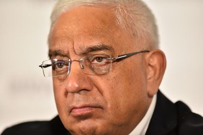 SA Rugby boss Alexander slams 'white' teams