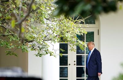 Trump rebuffed over comments he might not honor vote