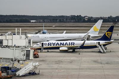 Italy threatens to ban Ryanair over coronavirus rule-breaking