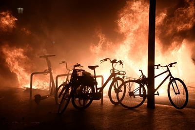 Dozens arrested after second night of Spain rapper protests