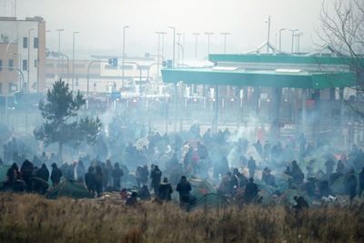 Poland warns migrant crisis could last for years