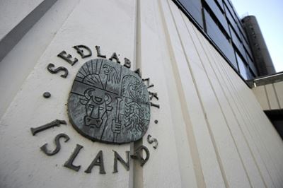 Iceland cuts rates again in race to beat recession