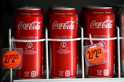 Coca-Cola pops as reopening boosts earnings 