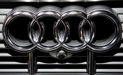 Audi fends off BMW bid to grab Bayern sponsorship