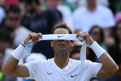 Wimbledon at a glance - Day 9