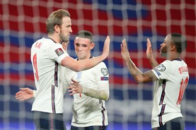 England take command of World Cup group with Poland win