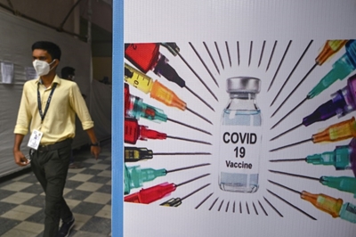 India suffers vaccine shortages as virus surges