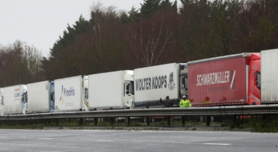 Fears of fresh food shortages mount as UK faces isolation