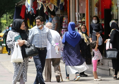 Iran bemoans ill-discipline as virus cases crest again