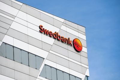 Swedbank chairman quits over money-laundering scandal